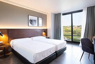 Barcelona Golf Resort & Spa Room Barcelona Golf Resort & Spa Room