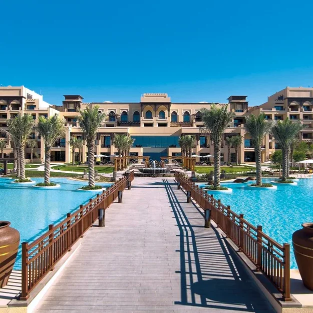 Saadiyat Rotana Resort Pool