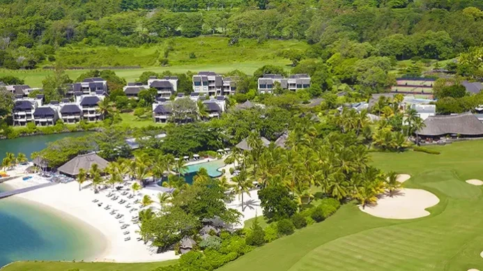 Luftaufnahme des The Bay Club at Anahita