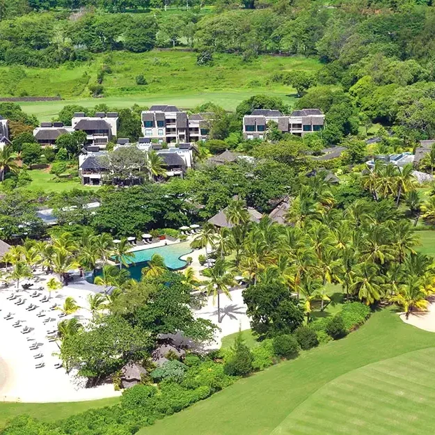 The Bay Club at Anahita