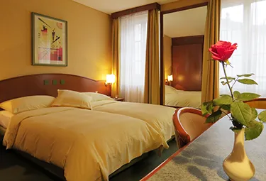 Hôtel du Port Lausanne Doppelzimmer Stadtsicht Hôtel du Port Lausanne Doppelzimmer Stadtsicht