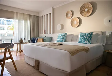METT Marbella Deluxe Room