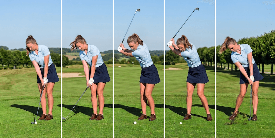 Eine Golferin in einem blauen Shirt und einem marineblauen Rock demonstriert auf einem sonnigen Golfplatz mit grünem Rasen und Bäumen im Hintergrund einen Golfschwung in fünf Phasen, vom Aufstellen bis zum Durchschwung.